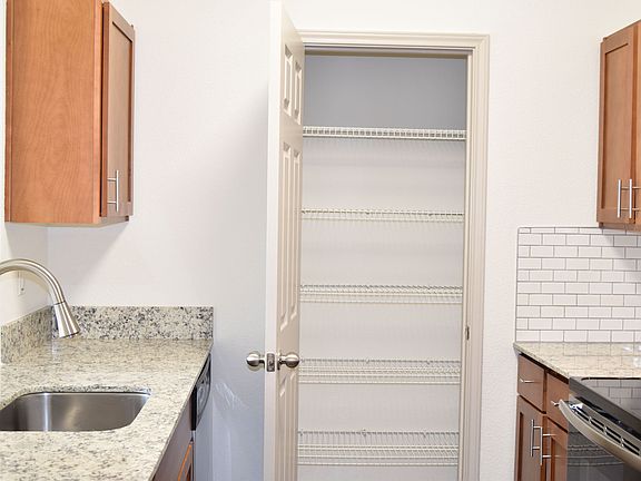 4th image of 401 Teravista Pkwy APT 0216