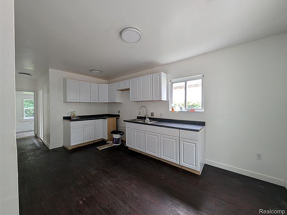 5th image of 17 Oriley St