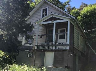 182 Summit St, Ishpeming, MI 49849