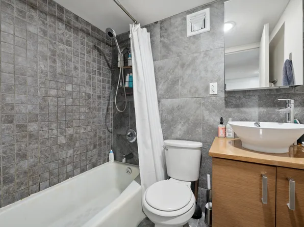 215 East 24th Street 617 image 6 of 6