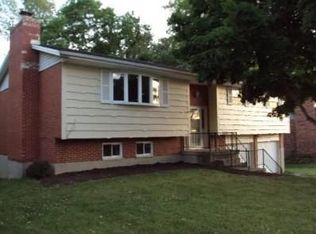 808 Victoria Dr, Franklin, OH 45005
