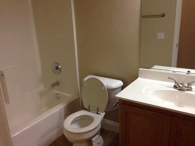 265 Paloma Vista St — Photo 12