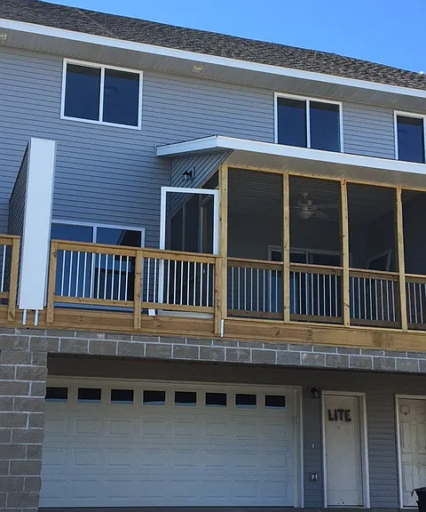 1150 Dahnovan Dr — Photo 2