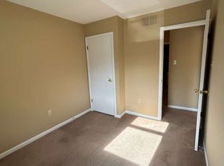 9246 Wood Creek Ct, Parkville, MD 21234