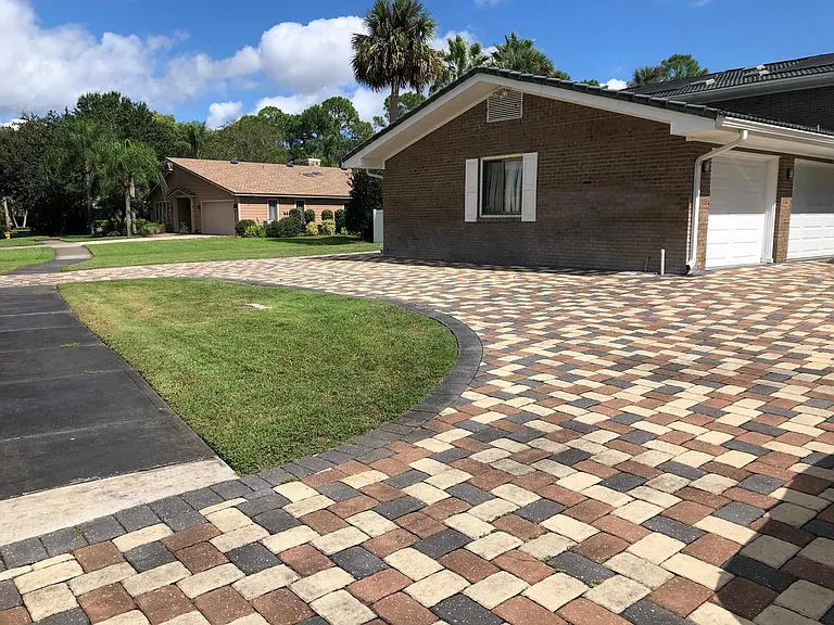 433 Pelican Bay Dr — Photo 4