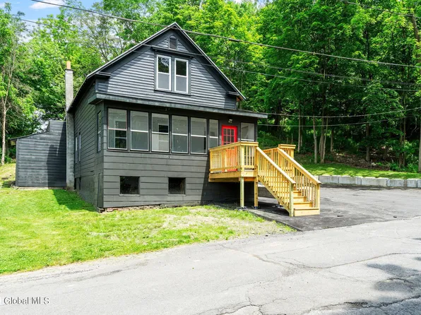 104 John Street, Rensselaer, NY 12144