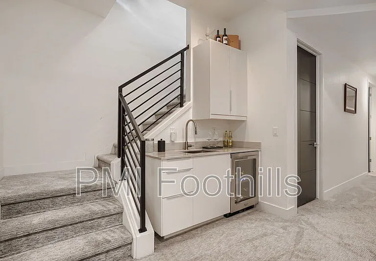 2740 Hazel Ct — Photo 23