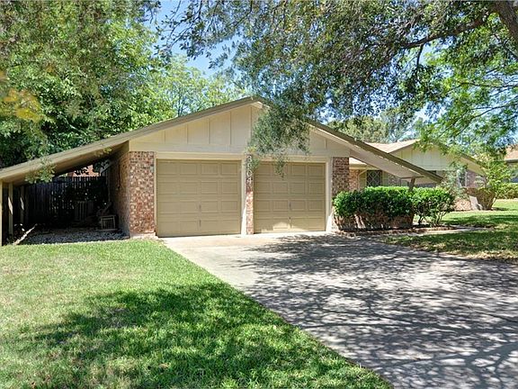 2nd image of 3904 Linkmeadow Dr