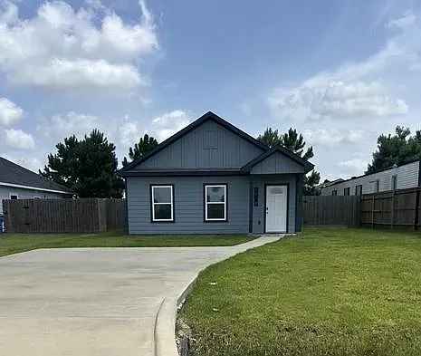 1418 Road 5607 — Photo 1
