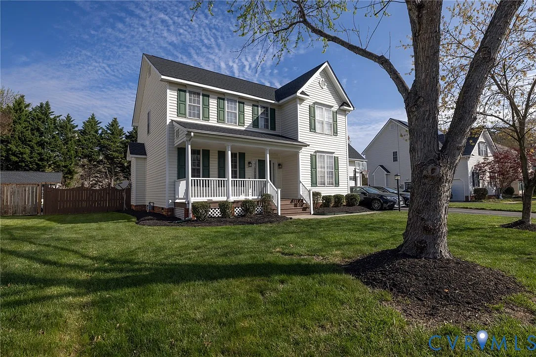 4 bed, 2.5 bath, 2344 sqft, $2,700 — Photo 4
