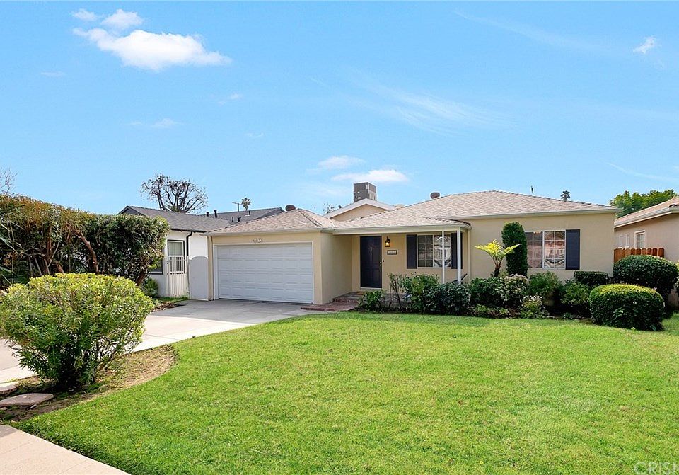 1st image of 14342 Emelita St