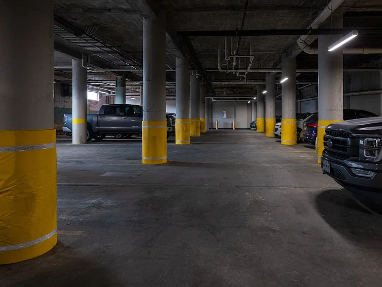 Parking garage