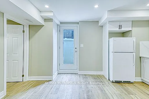 1201 Chateau Ct #BSMNT — Photo 12