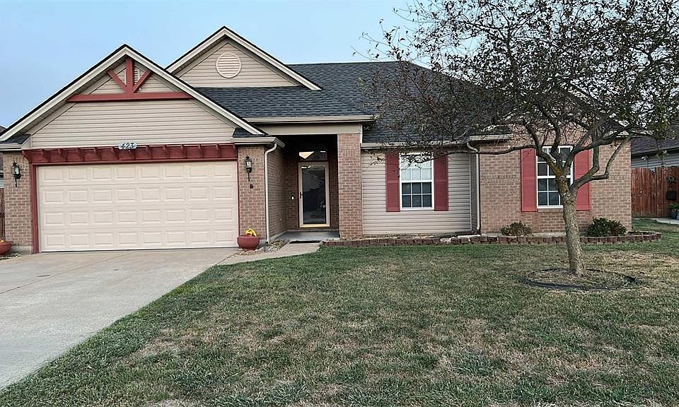 1st image of 423 Somerset Ct