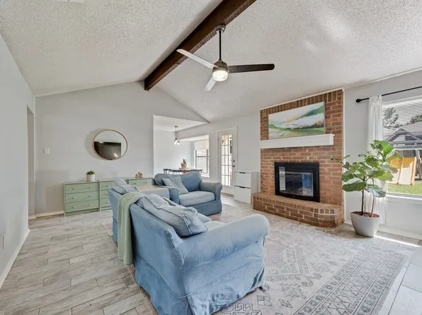 6432 High Lawn Ter, Watauga, TX 76148