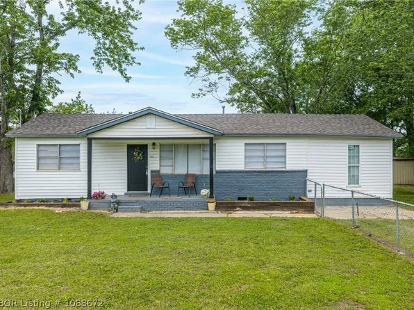 1311 Shibley Rd, Van Buren, AR 72956