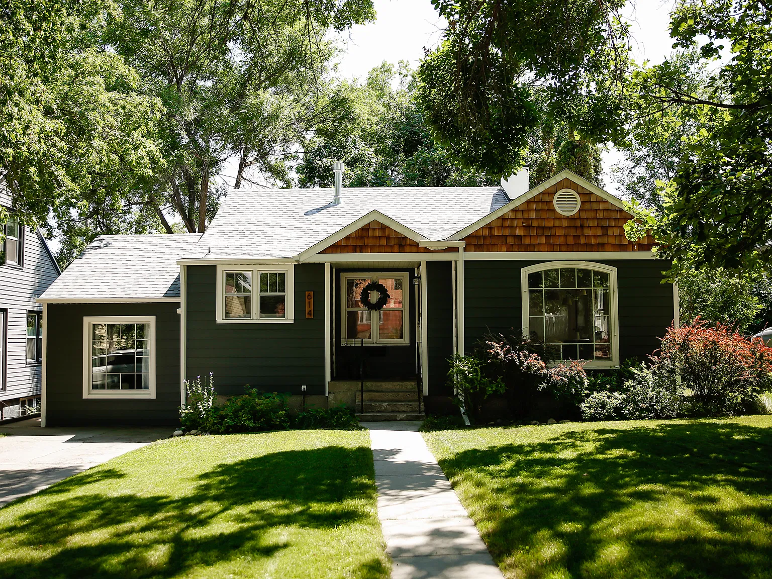 3 bed, 1846 sqft, $2,925 — Photo 2