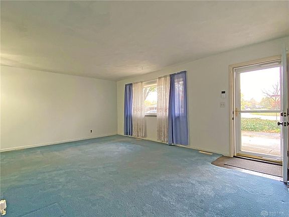 4th image of 2263 Candlewood Dr
