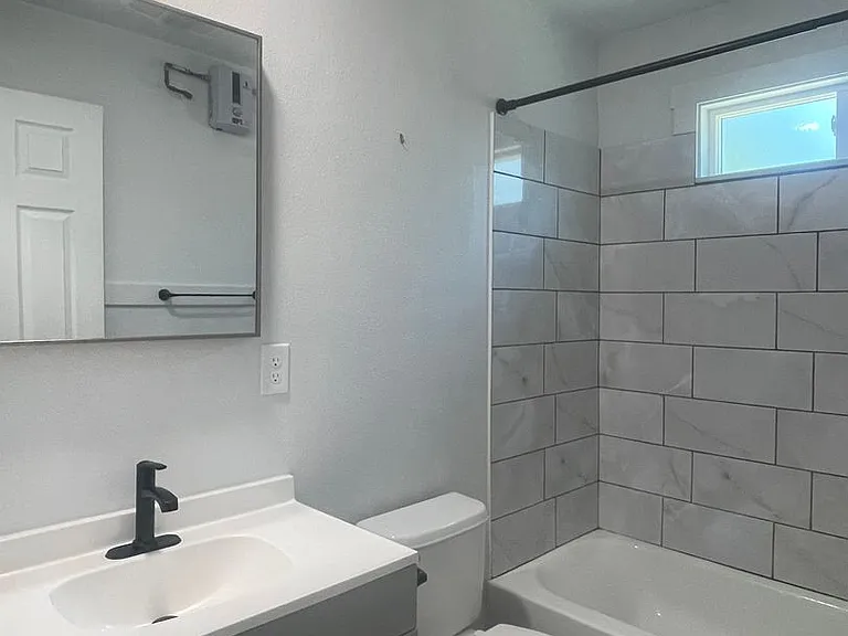 2964 Lanning Ave #2966 — Photo 12