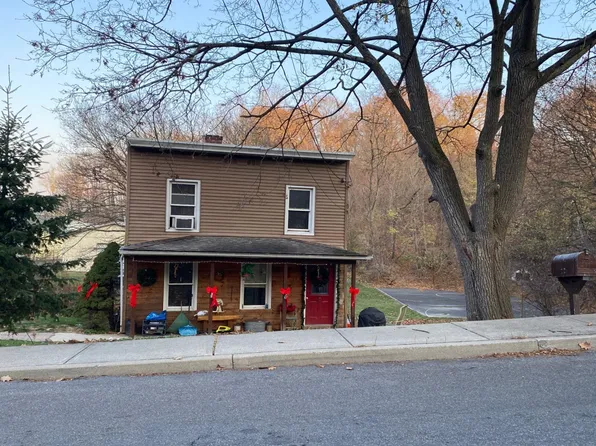 13 Green Ave, Castleton, NY 12033