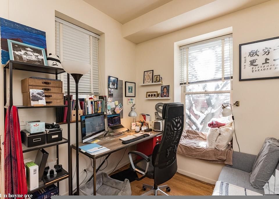 1st image of 1301 N Hoyne Ave #526