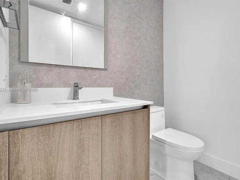 17550 Collins Ave #504 — Photo 17