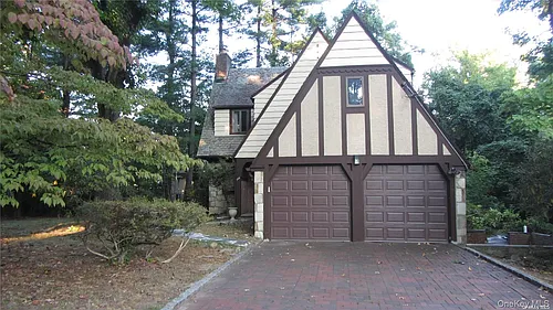 100 Hicks Ln Photo 1