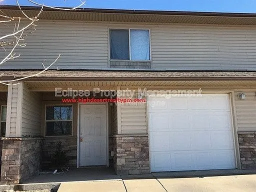Building Photo - 2470 Theresea Ln