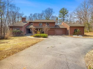 275 Chestnut St, Uxbridge, MA 01569