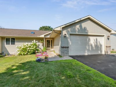 907 N Winter St, River Falls, WI, 54022