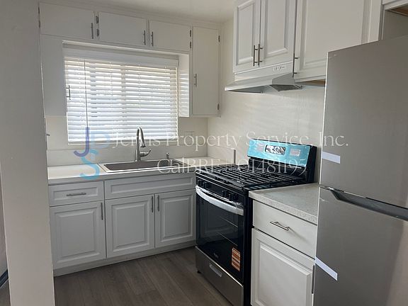3rd image of 7018 Stafford Ave APT N