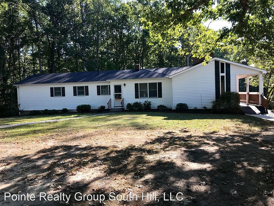 1st image of 374 Magnolia Dr