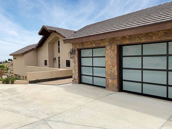 3rd image of 6098 Concho Way