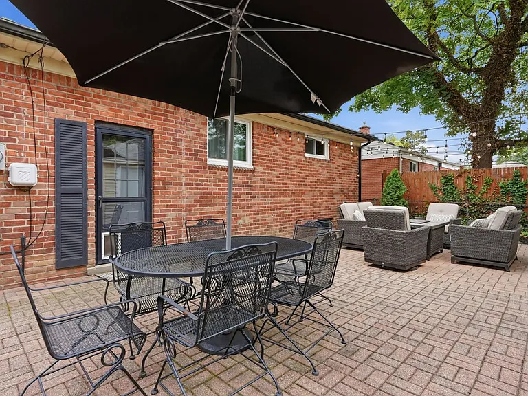 1132 Hickory Ave — Photo 30