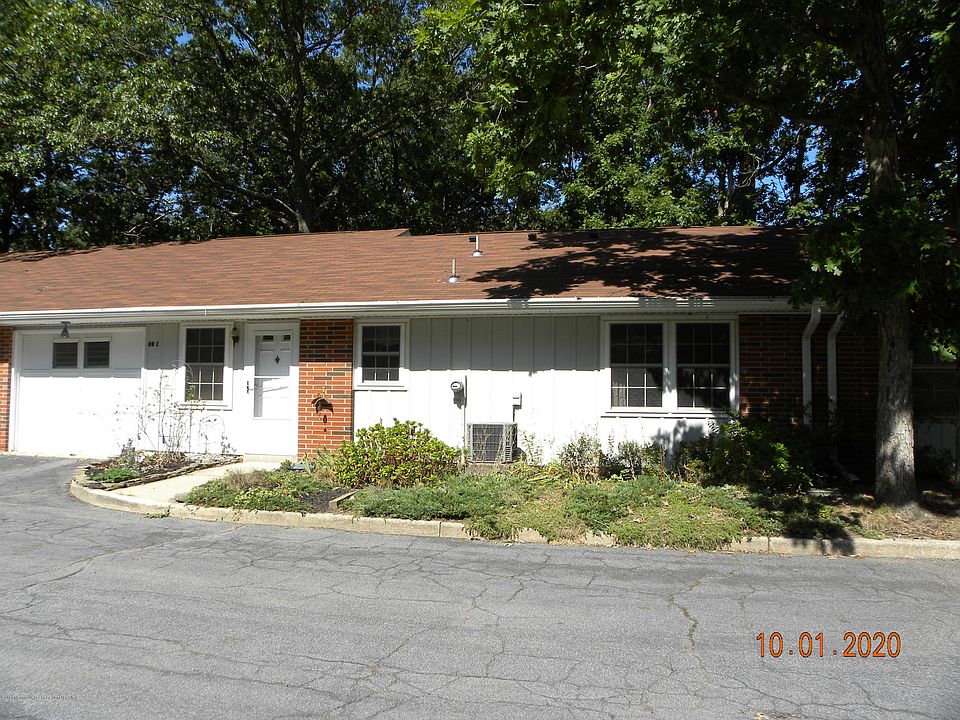 1st image of 118C Buckingham Dr #1003