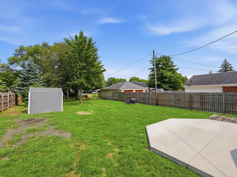 1444 Primrose Ave — Photo 21