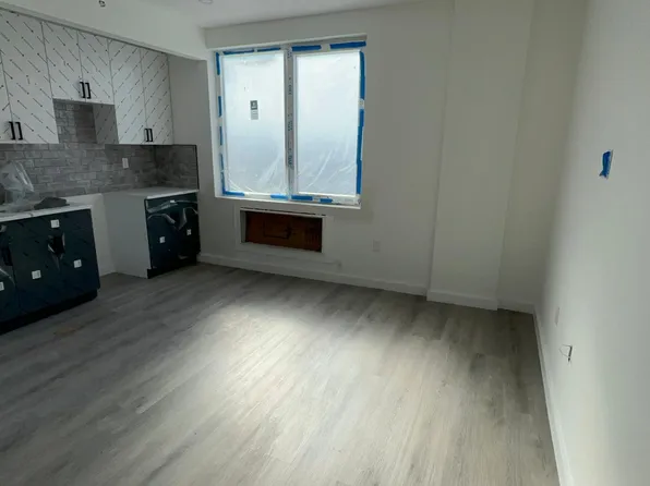 40 W 176th St, Bronx, NY