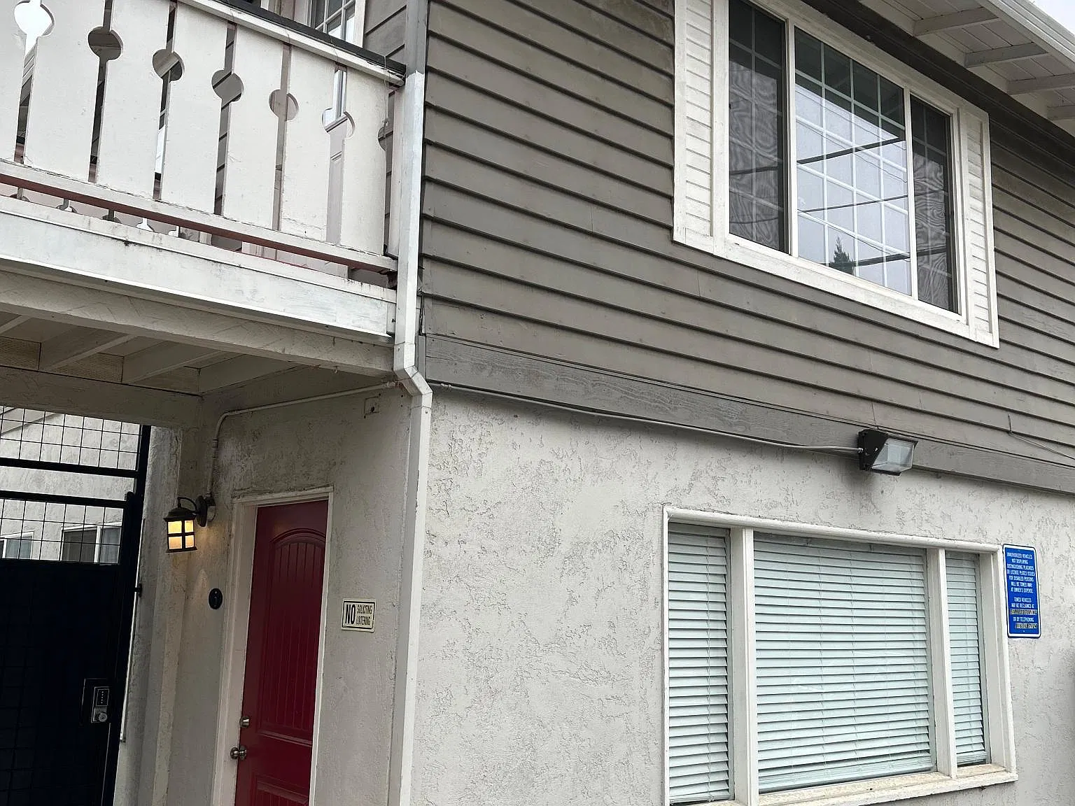 3401 Freeport Blvd — Photo 1