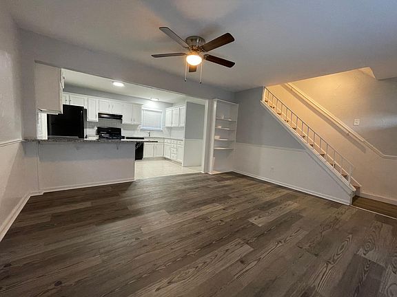 3rd image of 1509 Shelmar Dr