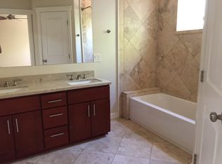 5501 E St, Sacramento, CA 95819