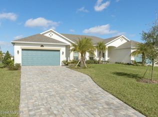2746 Spur Dr, Melbourne, FL 32940