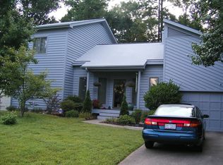 104 Kingsmill Rd, Cary, NC 27511