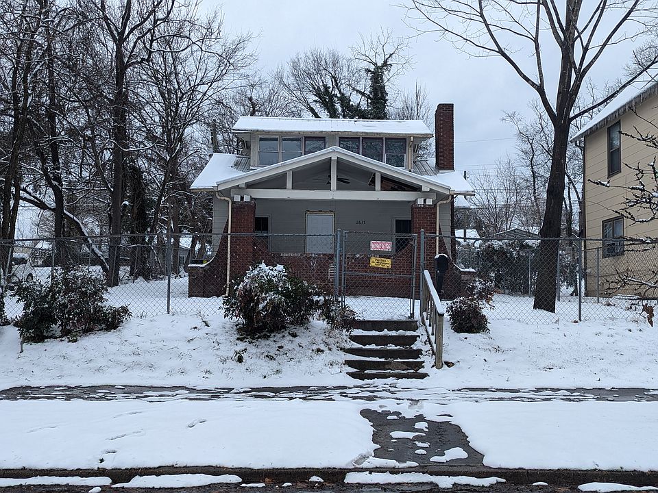 1st image of 2637 E 5th Ave