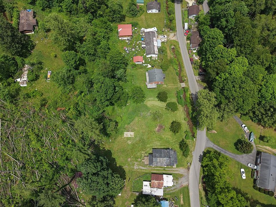 34th image of 263 Currin Valley Rd