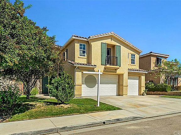 2nd image of 27132 Cherry Laurel Pl