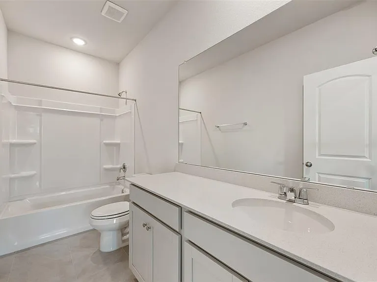 113 Coleto Trl — Photo 12
