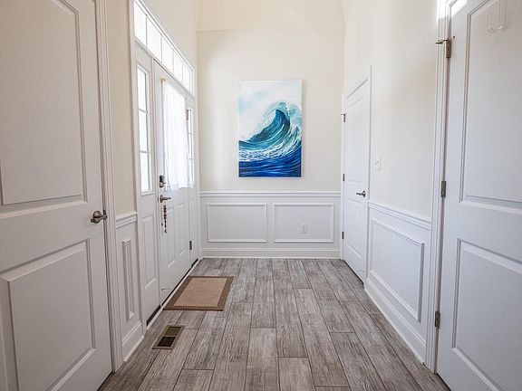 2nd image of 802 Moorings Cir Unit 21