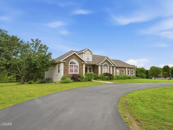2355 S County Ln #124, Carthage, MO 64836