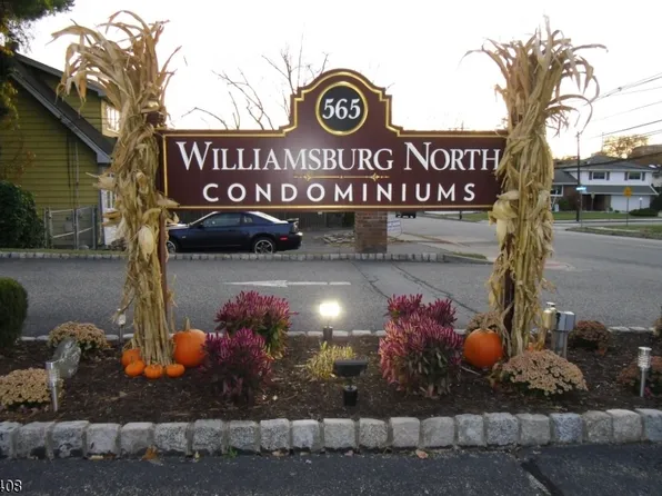 565 Grove St #A8, Clifton City, NJ 07013