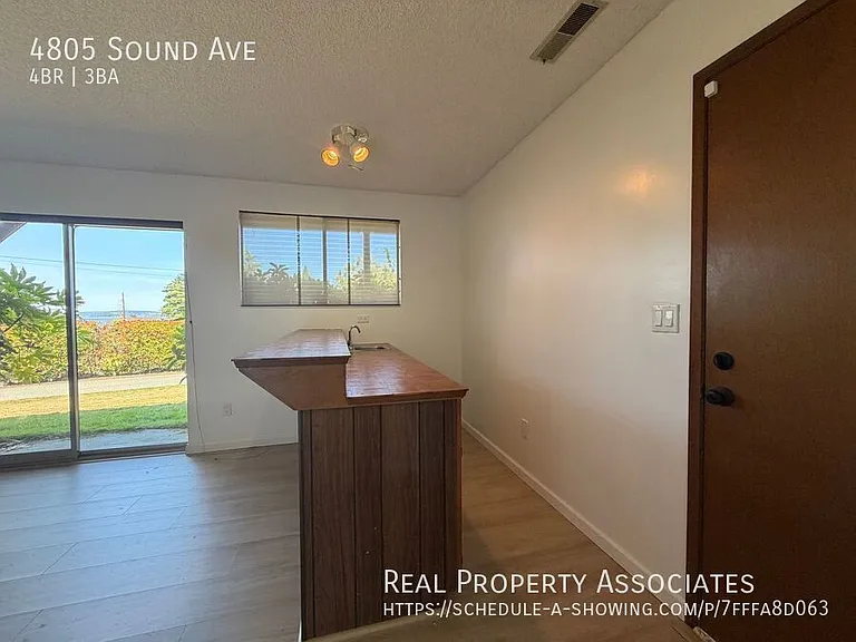 4805 Sound Ave — Photo 15
